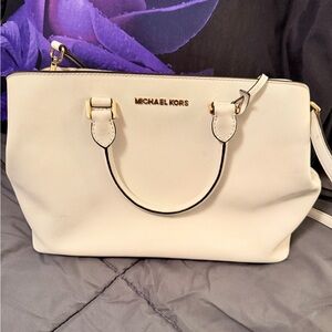Michael Kors White Shoulder Bag